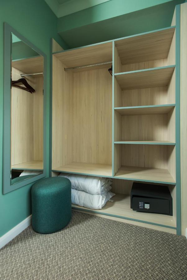 Caring 3* Londres